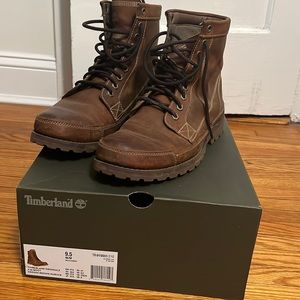 Timberland Men’s Originals 6-inch boot 9.5 Medium Brown Nubuck